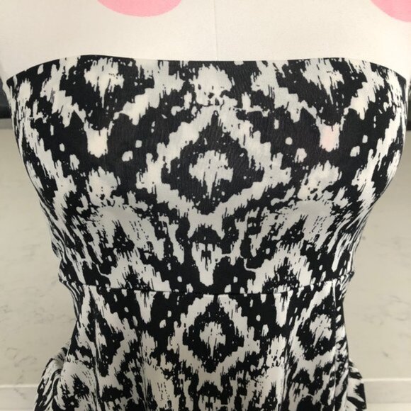 Artizan Robin Signature Pull On Abstract Print Maxi Dress Blk White Sz S NWOT - Picture 5 of 10